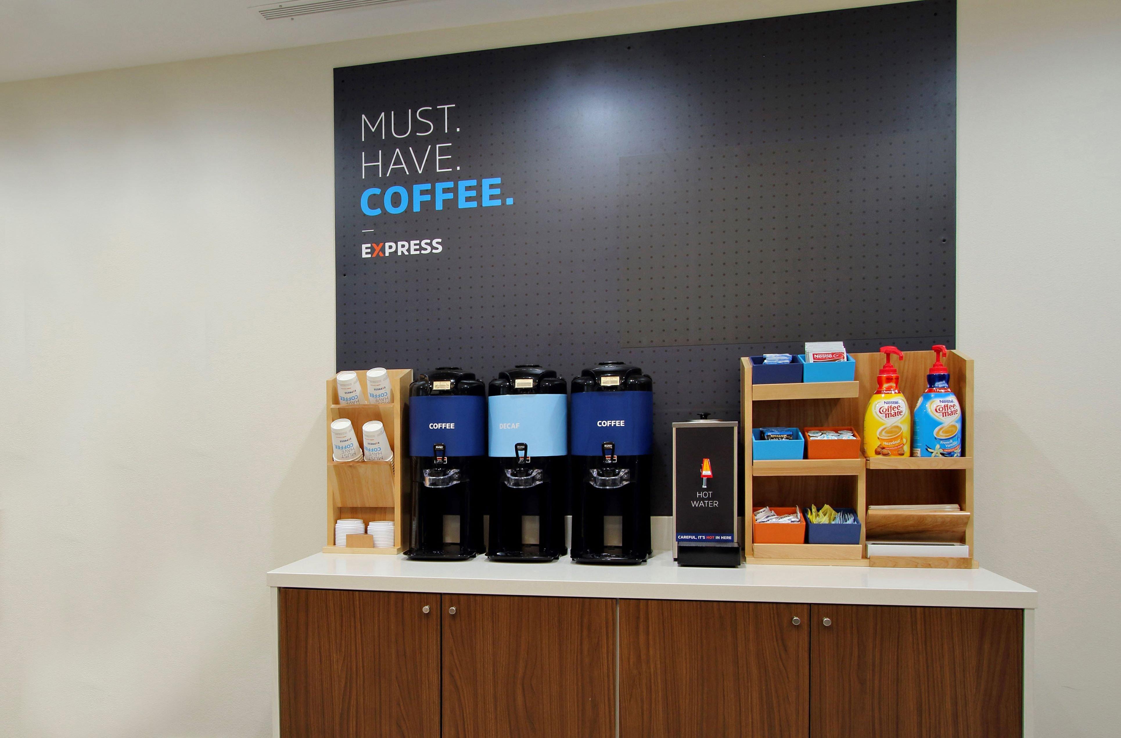Holiday Inn Express & Suites - Detroit North - Roseville By Ihg Eksteriør bilde